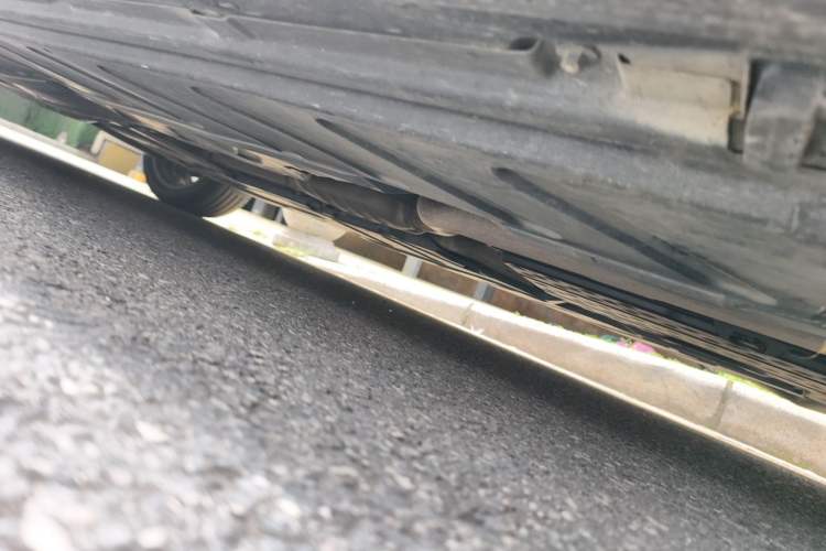 Used Mercedes-Benz E-Class 2019 E 300 L Luxury Model Chassis Front Right