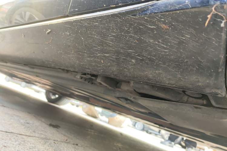 Used Mercedes-Benz E-Class 2019 E 300 L Luxury Model Chassis Front Right