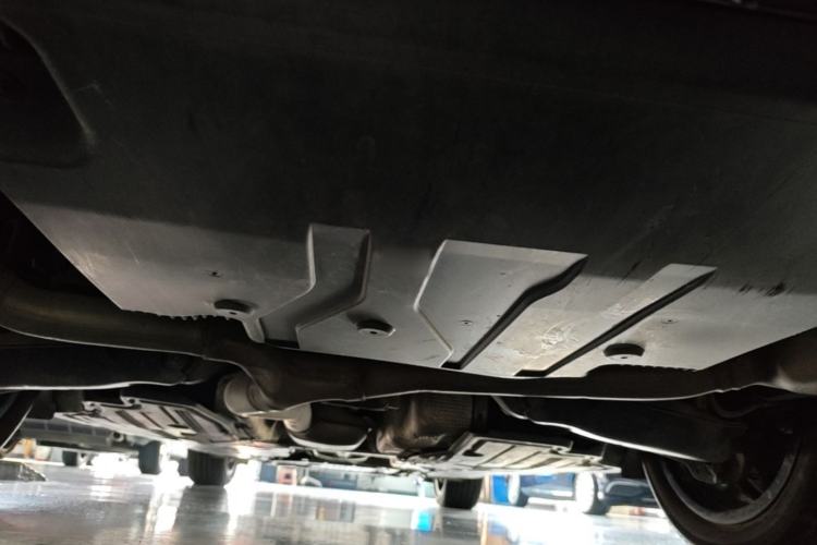 Used Mercedes-Benz E-Class 2019 E 260 L Chassis Rear