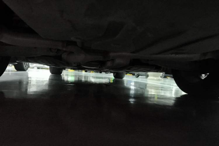 Used Mercedes-Benz E-Class 2019 E 260 L Chassis Rear