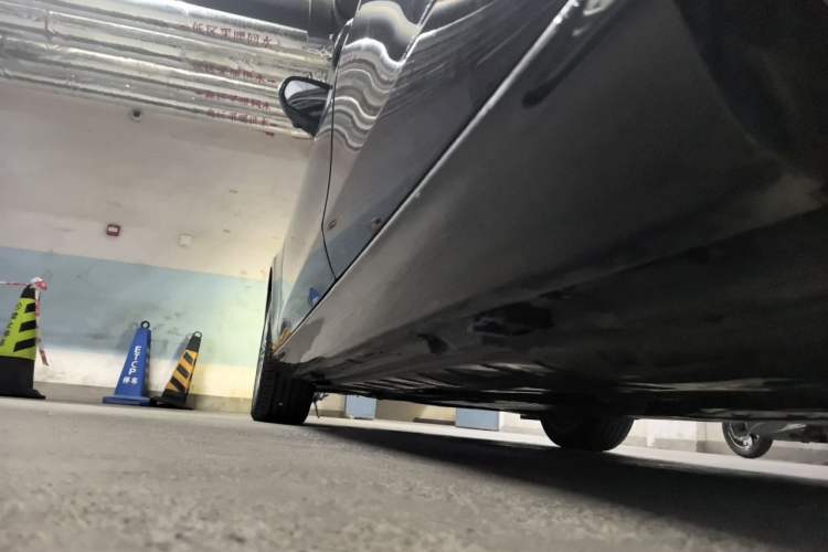 Used Mercedes-Benz E-Class 2019 Facelifted E 300 L Stylish Version Chassis Rear Left