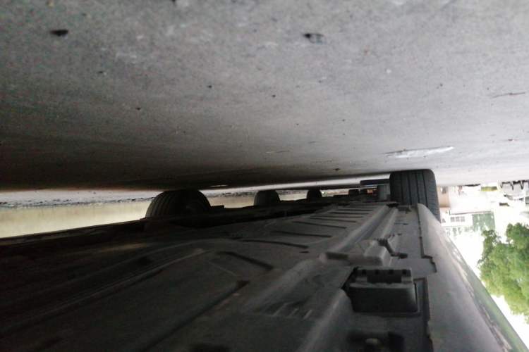 Used Mercedes-Benz E-Class 2019 E 260 L Chassis Rear Left