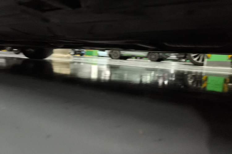 Used Mercedes-Benz E-Class 2019 E 260 L Chassis Rear Left