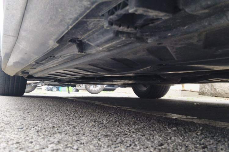 Used Mercedes-Benz E-Class 2019 E 200 L Sport Edition Chassis Rear Left