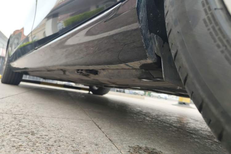 Used Mercedes-Benz E-Class 2019 Restyled E 300 L Luxury Edition Chassis Rear Left