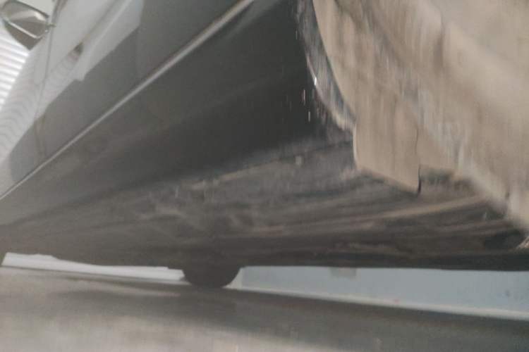 Used Mercedes-Benz E-Class 2019 E 200 L 4MATIC Chassis Rear Left