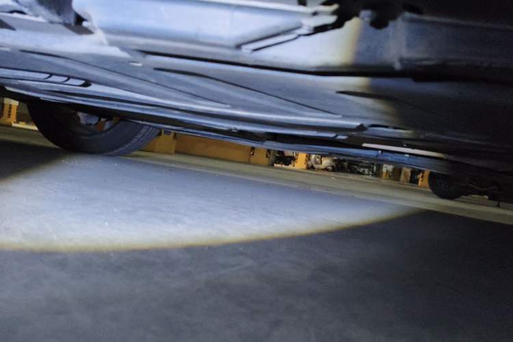 Used Mercedes-Benz E-Class 2019 E 260 L Chassis Rear Right
