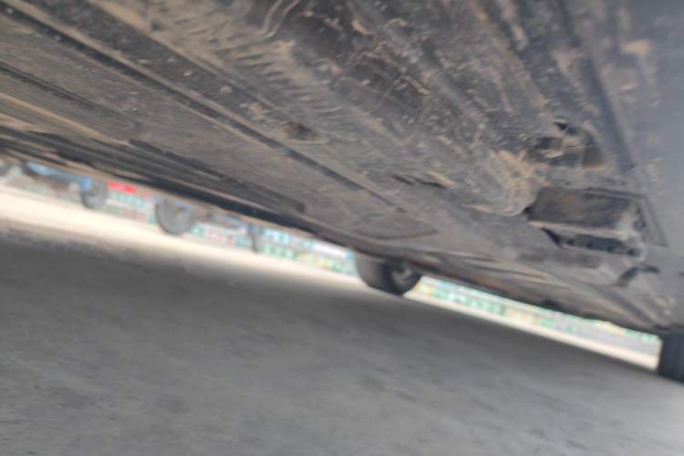 Used Mercedes-Benz E-Class 2019 E 260 L 4MATIC Chassis Rear Right