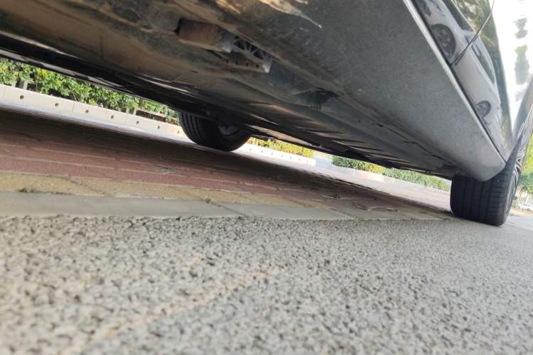 Used Mercedes-Benz E-Class 2019 Restyled E 300 L Luxury Edition Chassis Rear Right