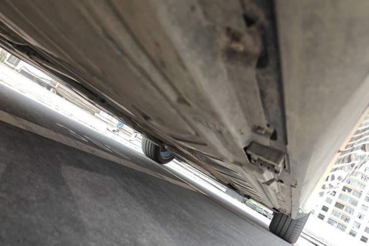 Used Mercedes-Benz E-Class 2019 E 260 L Chassis Rear Right