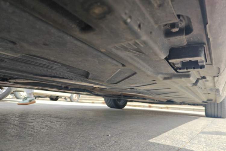 Used Mercedes-Benz E-Class 2019 E 260 L 4MATIC Chassis Rear Right
