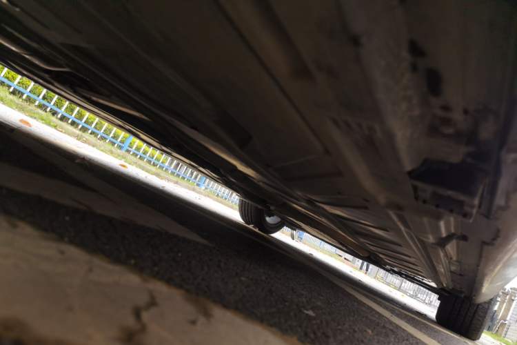 Used Mercedes-Benz E-Class 2019 E 260 L Chassis Rear Right