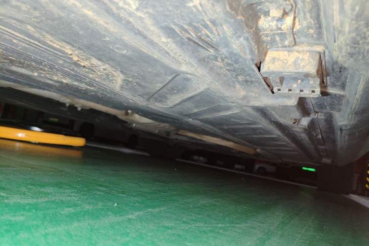 Used Mercedes-Benz E-Class 2019 E 260 L Sport Edition Chassis Rear Right