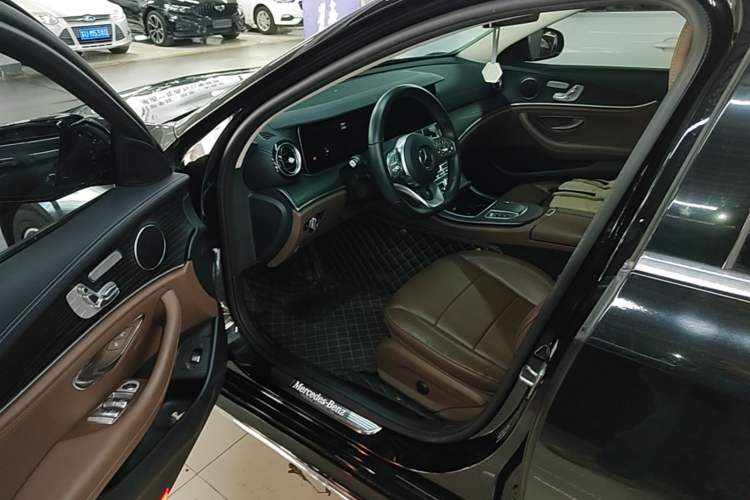 Used Mercedes-Benz E-Class 2019 Restyled E 300 L Sporty and Stylish Edition Driver Seat
