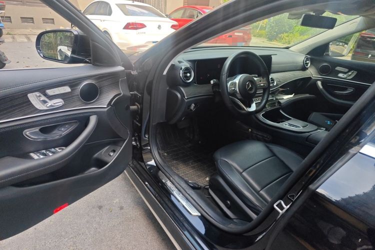 Used Mercedes-Benz E-Class 2019 Restyled E 300 L Sporty and Stylish Edition Driver Seat
