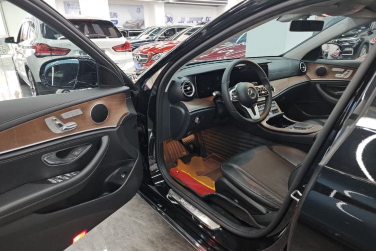 Used Mercedes-Benz E-Class 2019 Facelifted E 300 L Stylish Version Driver Seat