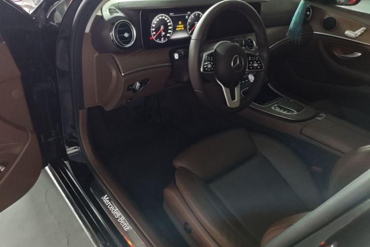 Used Mercedes-Benz E-Class 2019 E 260 L Driver Seat