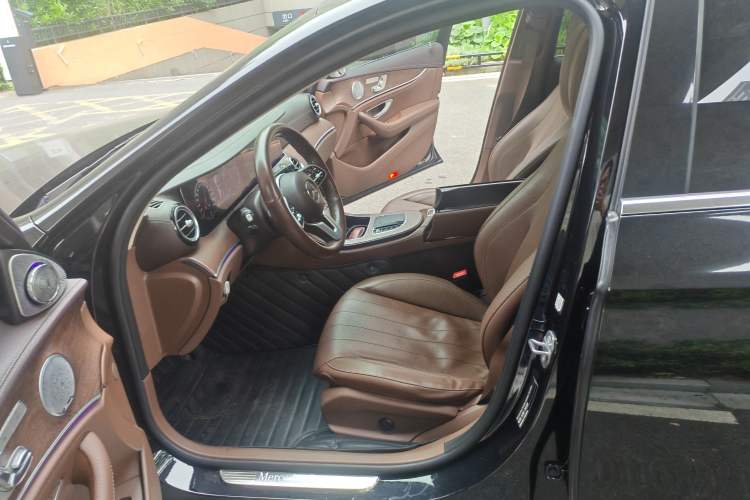 Used Mercedes-Benz E-Class 2019 Facelifted E 300 L Stylish Version Driver Seat