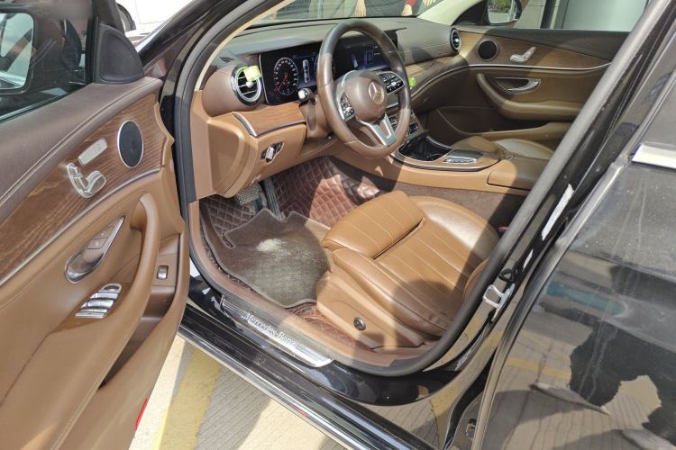 Used Mercedes-Benz E-Class 2019 E 200 L Driver Seat