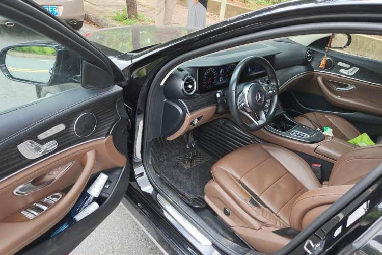 Used Mercedes-Benz E-Class 2019 Restyled E 300 L Sporty and Stylish Edition Driver Seat