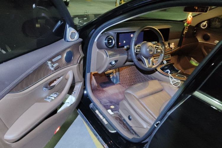 Used Mercedes-Benz E-Class 2019 E 260 L Driver Seat
