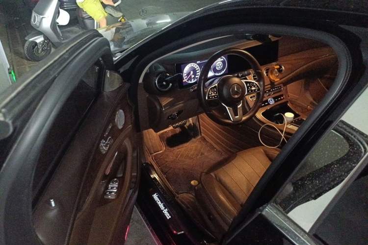 Used Mercedes-Benz E-Class 2019 Restyled E 300 L Luxury Edition Driver Seat