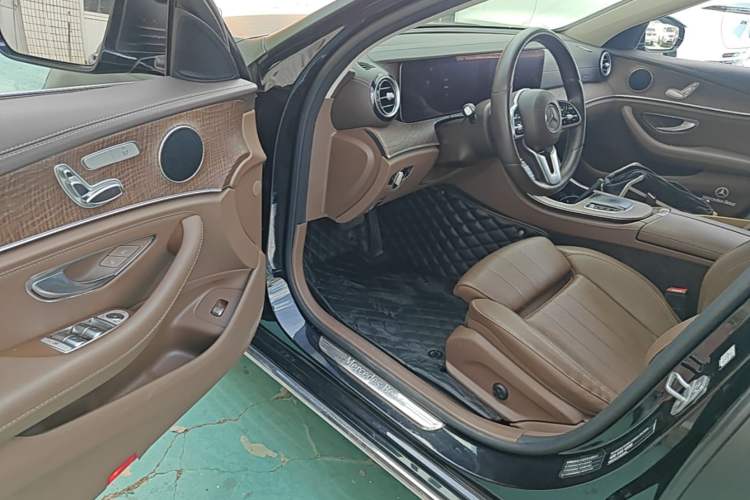 Used Mercedes-Benz E-Class 2019 E 200 L Driver Seat