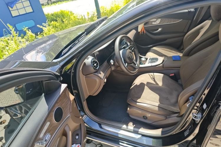 Used Mercedes-Benz E-Class 2019 Facelifted E 300 L Stylish Version Driver Seat