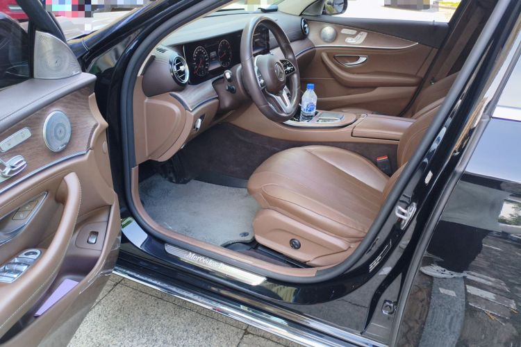 Used Mercedes-Benz E-Class 2019 Facelifted E 300 L Stylish Version Driver Seat