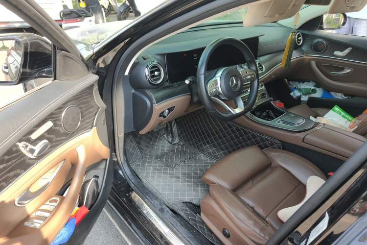 Used Mercedes-Benz E-Class 2019 E 260 L Sport Edition Driver Seat