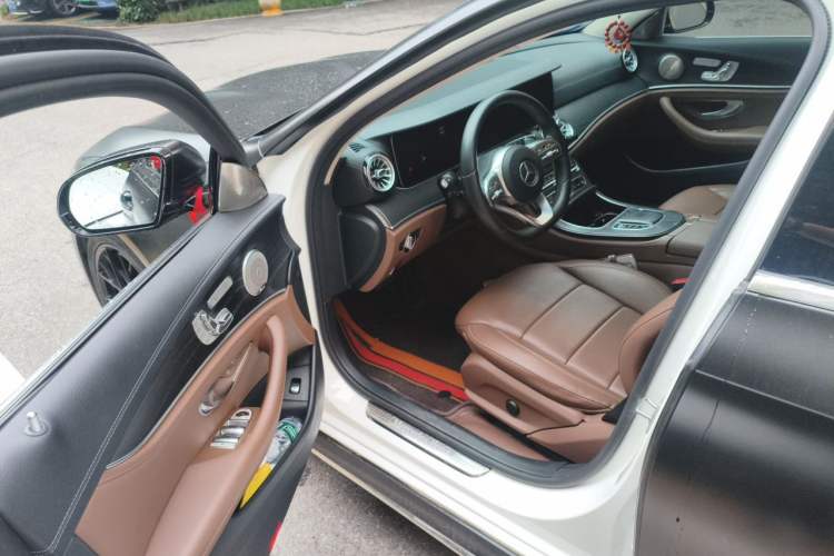 Used Mercedes-Benz E-Class 2019 Restyled E 300 L Sporty and Stylish Edition Driver Seat