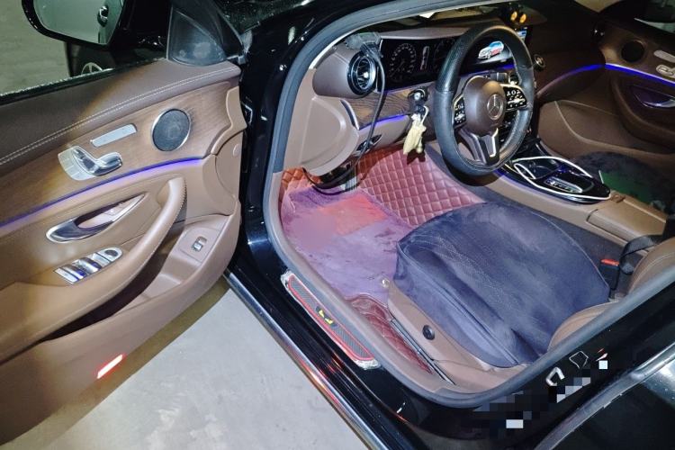 Used Mercedes-Benz E-Class 2019 Facelifted E 300 L Stylish Version Driver Seat