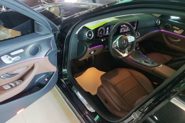 Used Mercedes-Benz E-Class 2019 Restyled E 300 L Sporty and Stylish Edition Driver Seat
