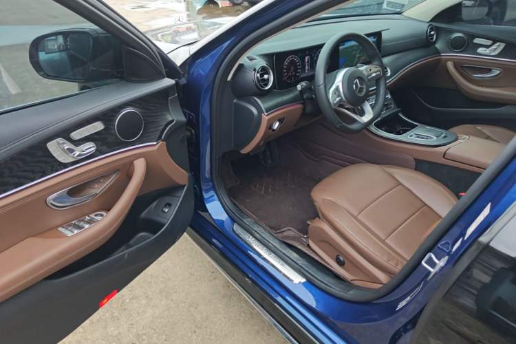 Used Mercedes-Benz E-Class 2019 Restyled E 300 L Sporty and Stylish Edition Driver Seat