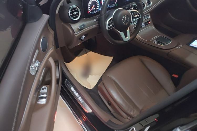 Used Mercedes-Benz E-Class 2019 Facelifted E 300 L Stylish Version Driver Seat