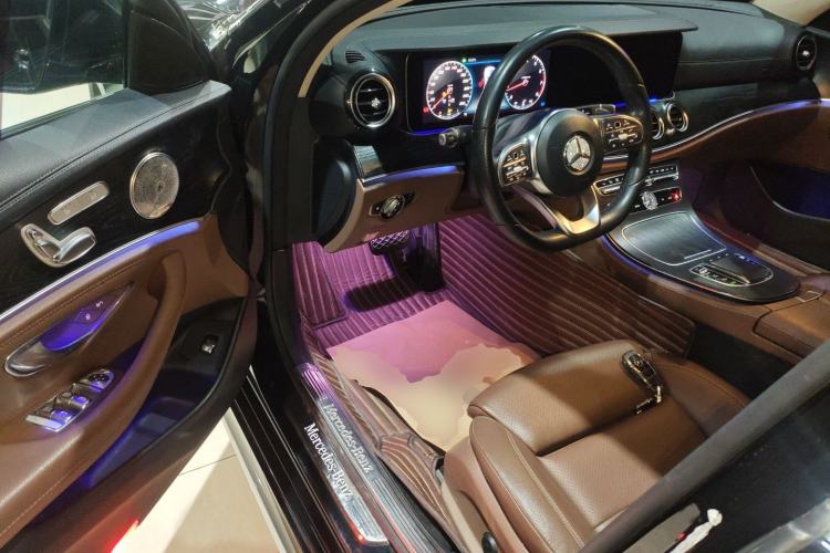 Used Mercedes-Benz E-Class 2019 E 200 L Sport 4MATIC Driver Seat