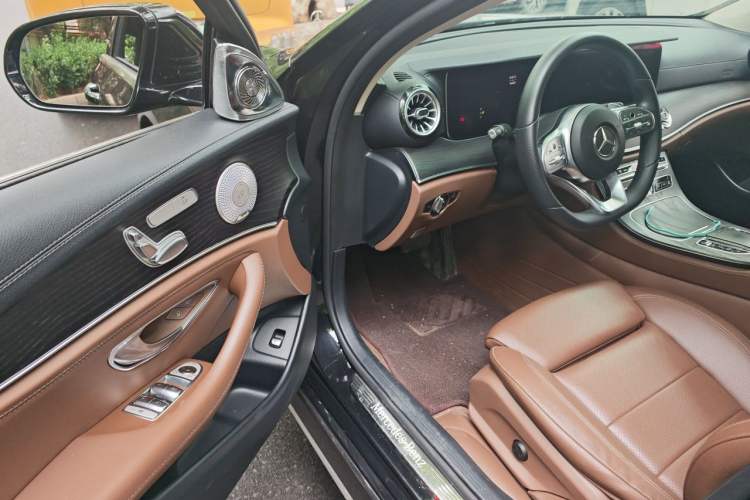 Used Mercedes-Benz E-Class 2019 E 260 L Driver Seat