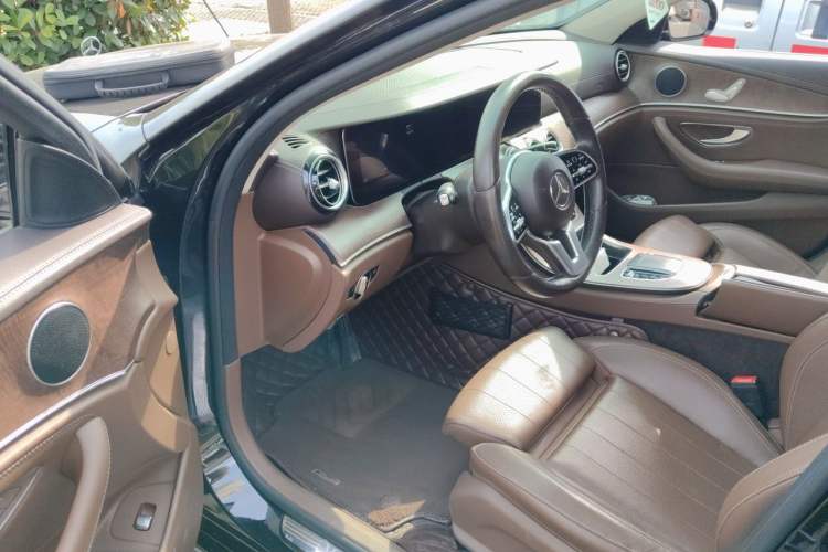 Used Mercedes-Benz E-Class 2019 E 200 L Driver Seat