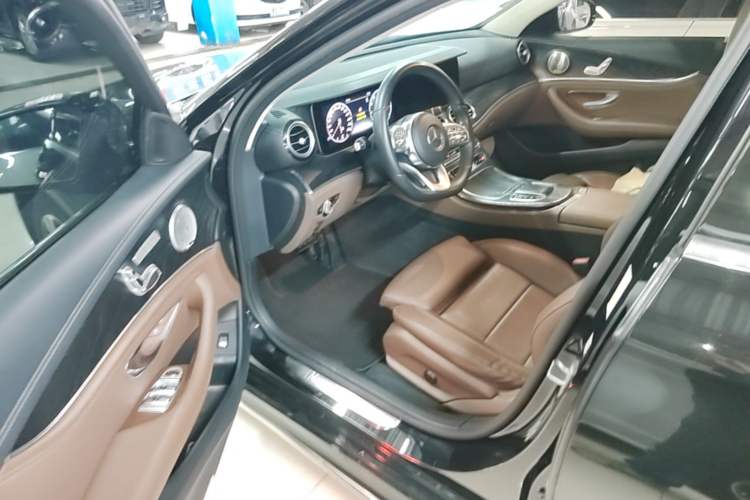 Used Mercedes-Benz E-Class 2019 E 200 L Sport Edition Driver Seat