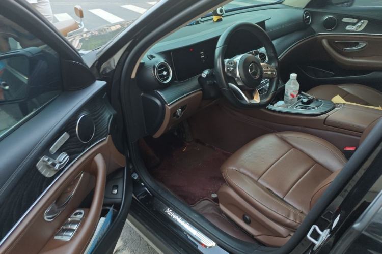 Used Mercedes-Benz E-Class 2019 Restyled E 300 L Sporty and Stylish Edition Driver Seat
