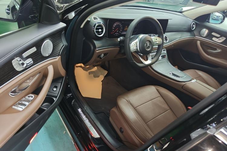Used Mercedes-Benz E-Class 2019 Restyled E 300 L Sporty and Stylish Edition Driver Seat