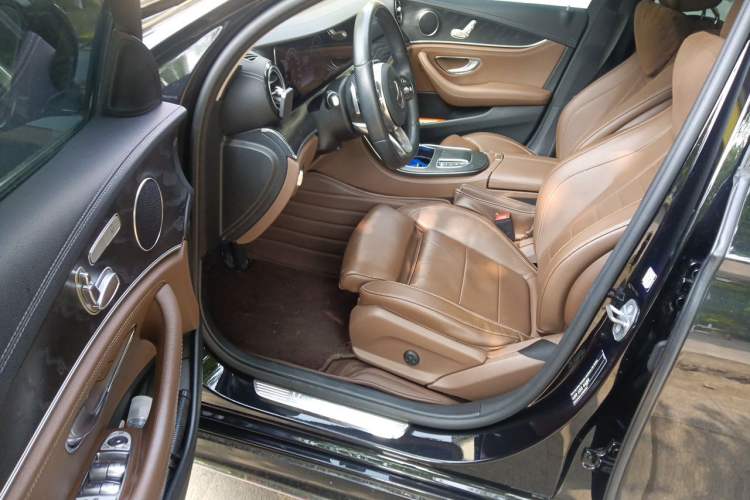 Used Mercedes-Benz E-Class 2019 E 260 L Sport Edition Driver Seat
