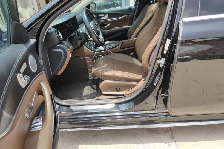 Used Mercedes-Benz E-Class 2019 Restyled E 300 L Sport Luxury Edition Driver Seat