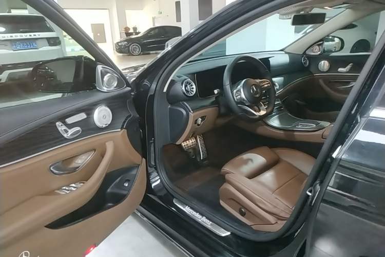 Used Mercedes-Benz E-Class 2019 E 260 L Sport Edition Driver Seat