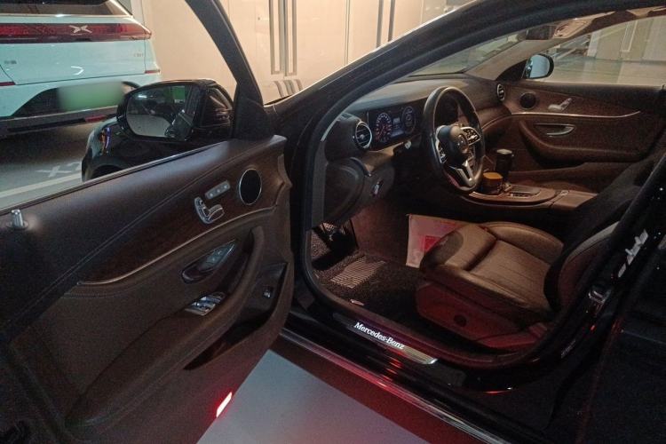 Used Mercedes-Benz E-Class 2019 E 200 L Driver Seat