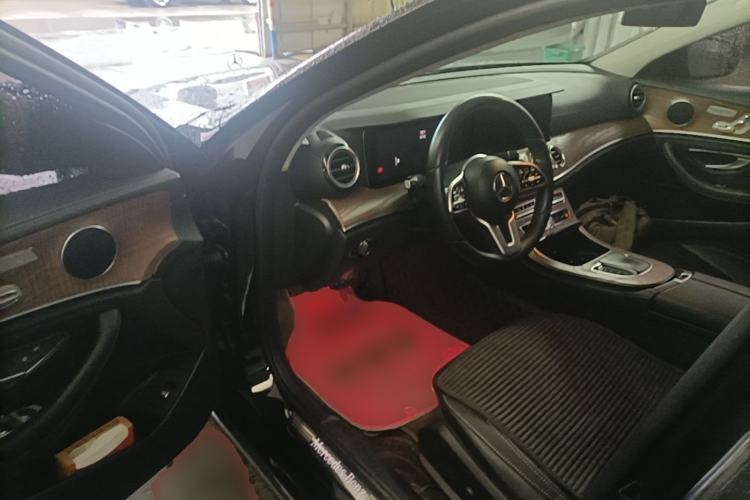 Used Mercedes-Benz E-Class 2019 Facelifted E 300 L Stylish Version Driver Seat