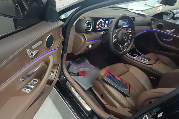 Used Mercedes-Benz E-Class 2019 E 200 L Driver Seat