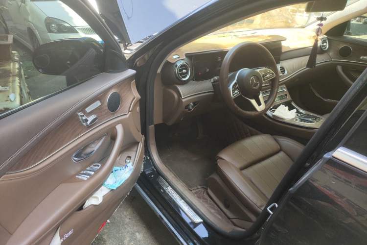 Used Mercedes-Benz E-Class 2019 E 260 L Driver Seat
