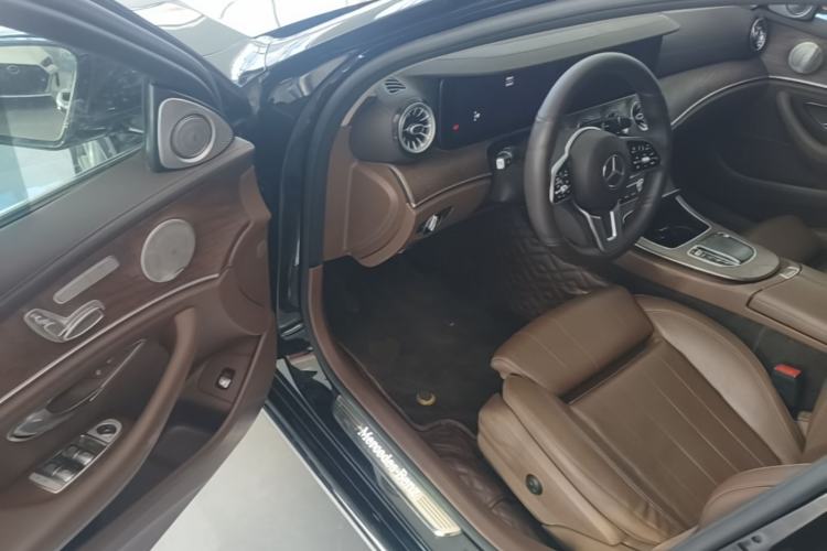 Used Mercedes-Benz E-Class 2019 E 260 L Driver Seat