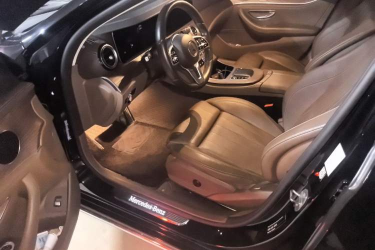 Used Mercedes-Benz E-Class 2019 E 260 L Driver Seat